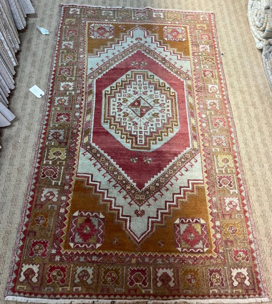 Hand-knotted foyer rug 20-MP-3742, size: 6'2" x 3'7"