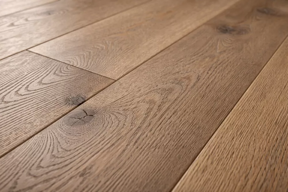Wire brushed oak floor.