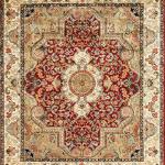 Beautiful traditional rug with red medallion